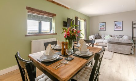 2 Bed in Kilmington 4