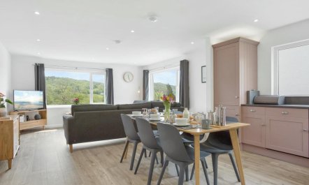 4 Bed in Hawkshead 2