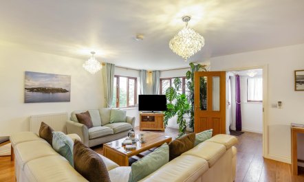 3 Bed in Polruan 1