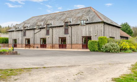 1 Bed in Milton Abbas 1