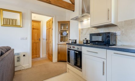 1 Bed in Milton Abbas 6