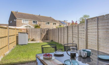 2 Bed in Weymouth 3