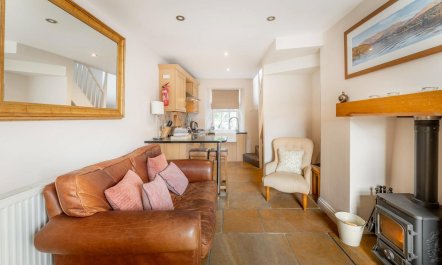 1 Bed in Ambleside 8