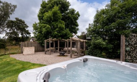 4 Bed in Boat Of Garten 3