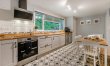 3 Bed in Welcombe 1