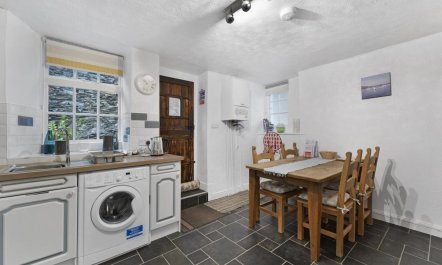 2 Bed in Windermere 3