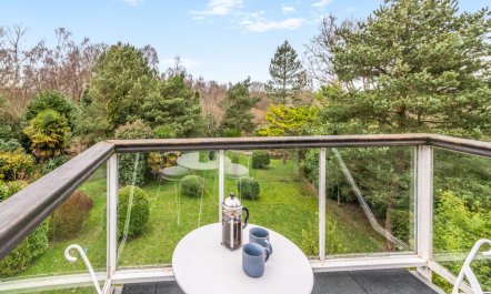 4 Bed in Beckley 4