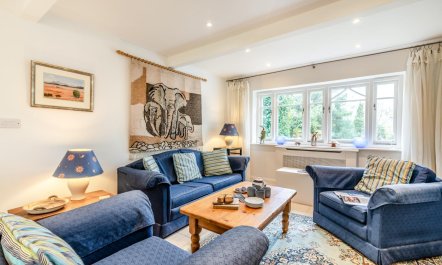 4 Bed in Beckley 6