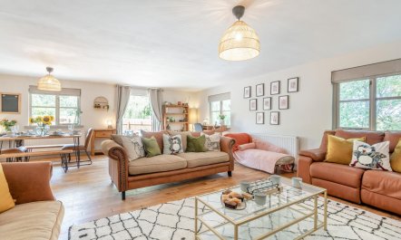 3 Bed in Hopton Wafers 8