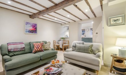 2 Bed in Malmesbury 5