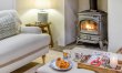 2 Bed in Malmesbury 1