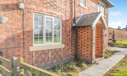 3 Bed in Needwood 2