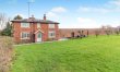 3 Bed in Needwood 0