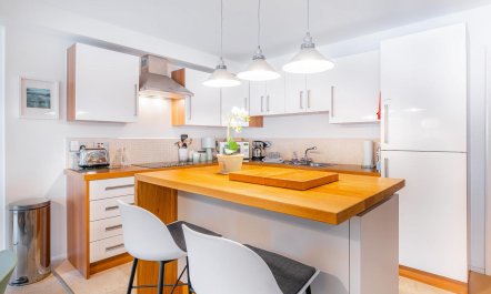 2 Bed in Windermere 9