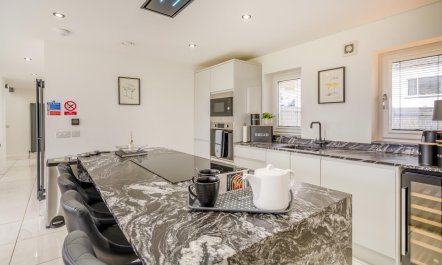 4 Bed in Abernethy 7