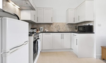 1 Bed in Milton Abbas 9