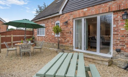 2 Bed in Child Okeford 3