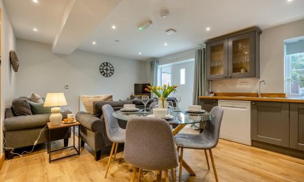2 Bed in Child Okeford