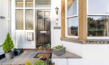 2 Bed in Windermere 1