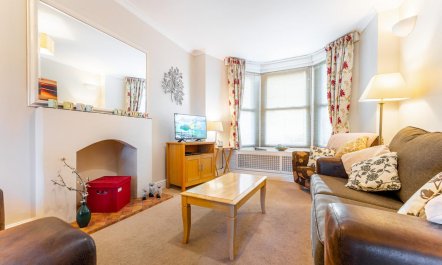 2 Bed in Windermere 2