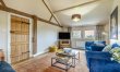 3 Bed in Lyonshall 2