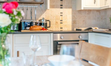 1 Bed in Bude 8