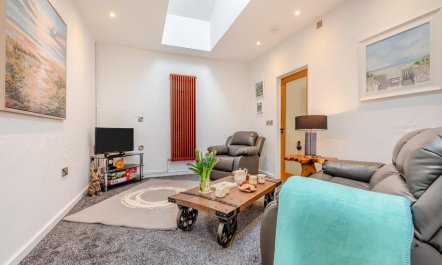 1 Bed in Stratton 5