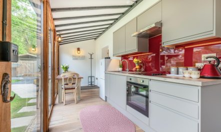 1 Bed in Stratton 2