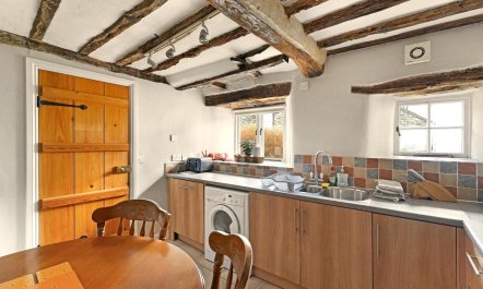 2 Bed in Hawkshead 4