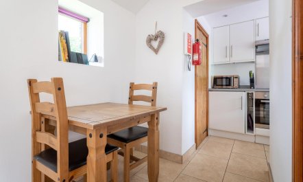 1 Bed in Ambleside 8