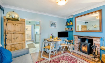 2 Bed in Holt