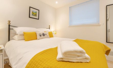1 Bed in Ambleside 8