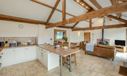 2 Bed in Alne 4