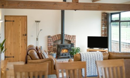 2 Bed in Alne 9