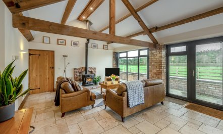 2 Bed in Alne 8