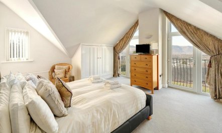 4 Bed in Keswick 4