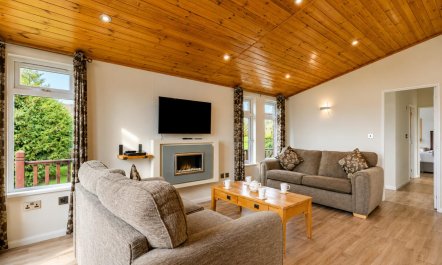 2 Bed in Athelington 7