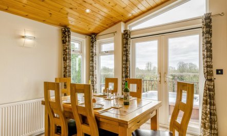 2 Bed in Athelington 8