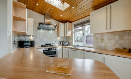 2 Bed in Athelington 8