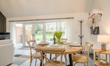2 Bed in Plymtree 2