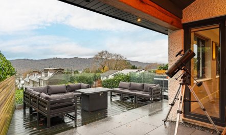 5 Bed in Windermere