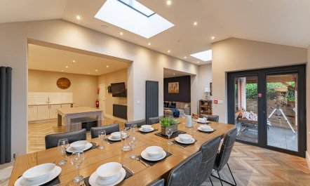 5 Bed in Windermere 3