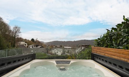5 Bed in Windermere 8