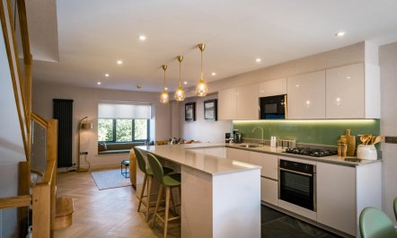 3 Bed in Windermere 1