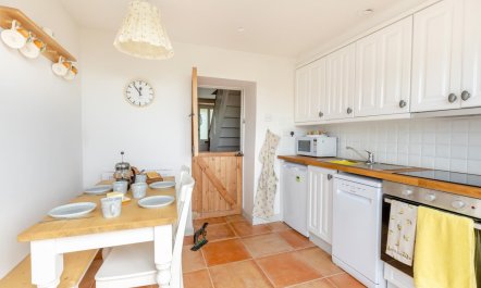 2 Bed in Marshwood 8