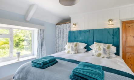 2 Bed in Marshwood 5