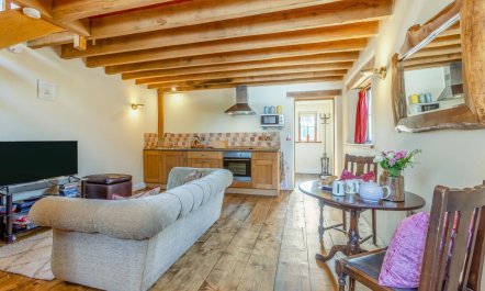 1 Bed in East Chilla 9