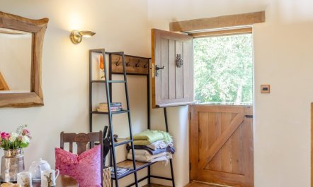 1 Bed in East Chilla 8