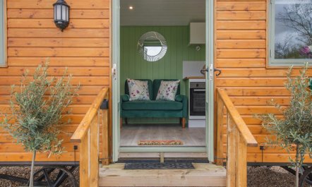 1 Bed in Marden 7