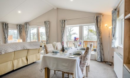 2 Bed in Upton 6